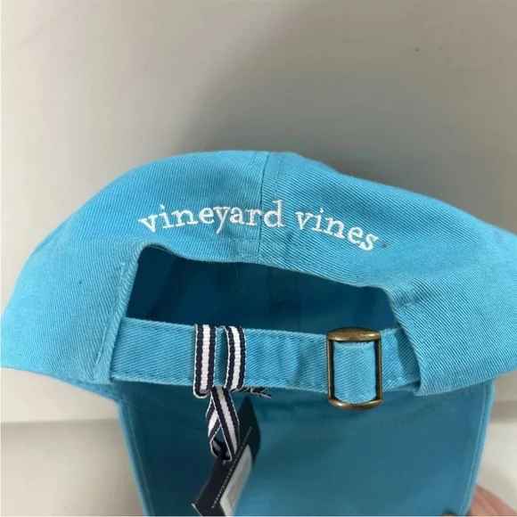NWT Vineyard Vines Light Blue Adjustable Cotton Hat Embroidered Whale Logo OS - Picture 5 of 7